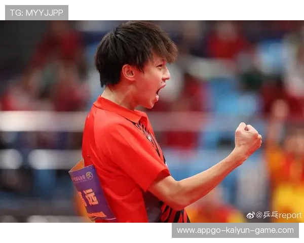 反手神球助力状态回暖，尹航力挺樊振东，乒乓球尹航赢过张继科吗