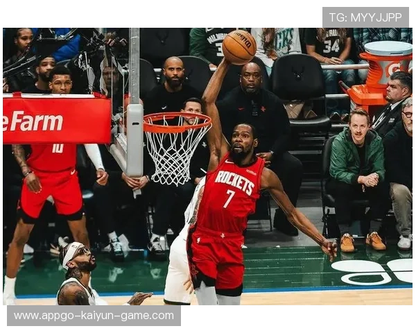 惨遭文班隔扣！杜兰特彻底迷失 申京25+9+8 火箭探花生涯最佳一战，勇士火箭杜兰特踩线