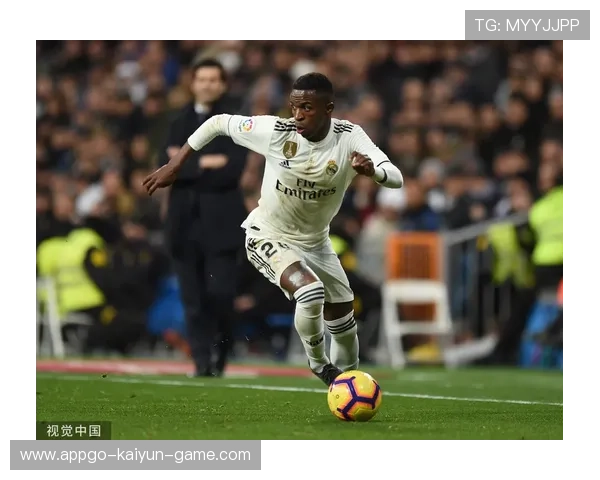 维尼修斯转会谜团持续,沙特联报价震动足坛 维尼修斯转会谜团持续,沙特联报价震动足坛